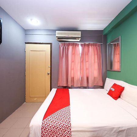 Oyo 89688 Alor Street Hotel Kuala Lumpur Eksteriør billede